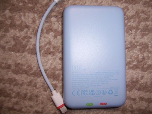 Новый Power Bank VEGER 20W PD Fast Charging / 10000 mAh / 5V/2A