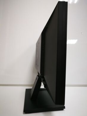 Dell E1911c / 19" (1440x900) TFT TN / VGA, DVI Dell E1911c / 19" (1440x900) TFT TN / VGA, DVI