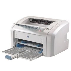 Принтер HP LaserJet 1018 / Лазерная монохромная печать / 600x600 dpi / A4 / 12 стр/мин / USB 2.0 / Новый картридж / Кабели подключения