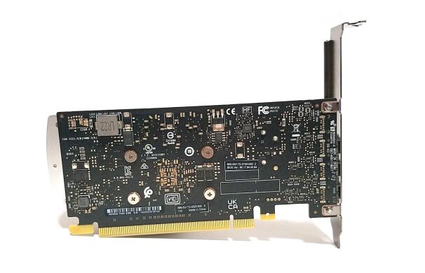 Дискретна відеокарта nVidia Quadro P400, 2 GB GDDR5, 64-bit / 3x miniDP / Tower