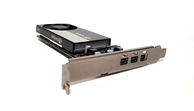 Дискретна відеокарта nVidia Quadro P400, 2 GB GDDR5, 64-bit / 3x miniDP / Tower