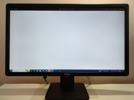 Монитор Dell E2314Hf / 23" (1920x1080) TN / VGA, DVI / VESA 100x100 Монитор Dell E2314Hf / 23" (1920x1080) TN / VGA, DVI / VESA 100x100
