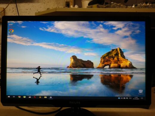 Монитор Philips 227E / 21.5" (1920x1080) IPS / VGA, DVI 