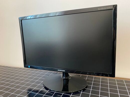 Монитор Samsung SyncMaster S22B150N / 21.5" (1920x1080) TN / VGA + Блок питания и кабель питания Монитор Samsung SyncMaster S22B150N / 21.5" (1920x1080) TN / VGA + Блок питания и кабель питания