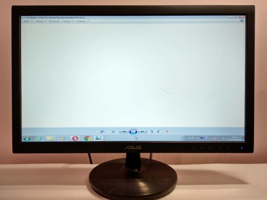 Монитор Б-класс Asus VS229 / 21.5" (1920x1080) IPS / VGA, DVI / VESA 100x100 Монитор Б-класс Asus VS229 / 21.5" (1920x1080) IPS / VGA, DVI / VESA 100x100