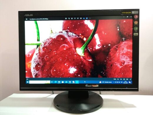 Монитор Б-класс Asus VW192DR / 19" (1440x900) TN / VGA / VESA 100x100 Монитор Б-класс Asus VW192DR / 19" (1440x900) TN / VGA / VESA 100x100