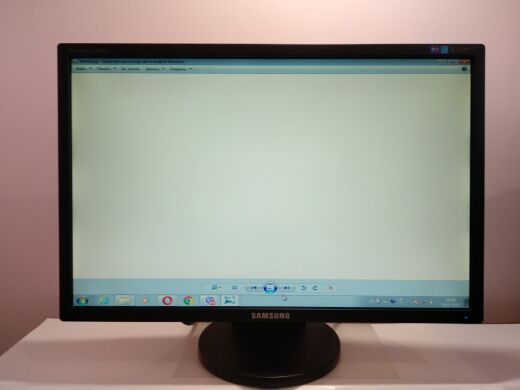 Монітор Samsung SyncMaster 2243BW / 22" (1680x1050) TN / DVI, VGA Монітор Samsung SyncMaster 2243BW / 22" (1680x1050) TN / DVI, VGA