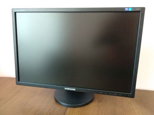 Монітор Samsung SyncMaster 2243BW / 22" (1680x1050) TN / DVI, VGA Монітор Samsung SyncMaster 2243BW / 22" (1680x1050) TN / DVI, VGA