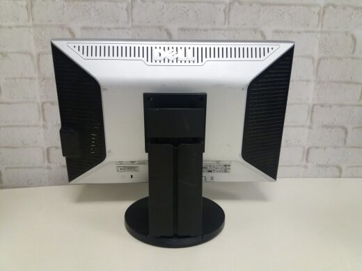 Dell 2007WFP / 20" (1600х1050) IPS CCFL / DVI-D, VGA, RCA, S-Video, USB Dell 2007WFP / 20" (1600х1050) IPS CCFL / DVI-D, VGA, RCA, S-Video, USB