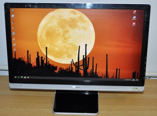 Монитор Б-класс BenQ E2200HDA / 22" (1920x1080) TN / VGA Монитор Б-класс BenQ E2200HDA / 22" (1920x1080) TN / VGA