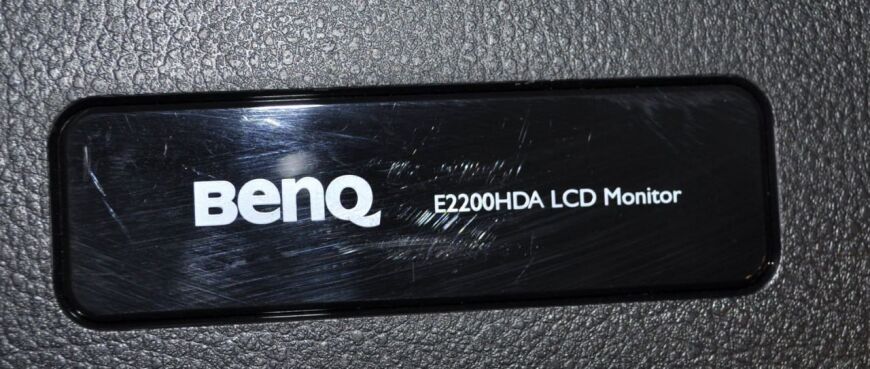 Монитор Б-класс BenQ E2200HDA / 22" (1920x1080) TN / VGA Монитор Б-класс BenQ E2200HDA / 22" (1920x1080) TN / VGA