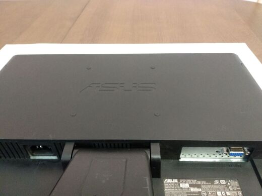 Монитор Asus VW193D-B / 19" (1440x900) TN+film / VGA / VESA 100x100 Монитор Asus VW193D-B / 19" (1440x900) TN+film / VGA / VESA 100x100