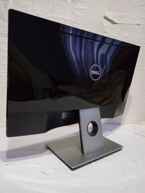 Монитор Dell SE2416H Silver-Black / 24" (1920x1080) IPS / 1x HDMI, 1x VGA Монитор Dell SE2416H Silver-Black / 24" (1920x1080) IPS / 1x HDMI, 1x VGA