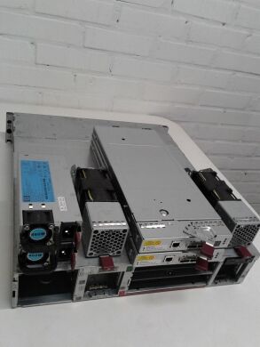 Дискове сховище (Система зберігання даних - СЗД) HP StorageWorks D2700 (AJ941A) (повний комплект з 25 корзинами) Дискове сховище (Система зберігання даних - СЗД) HP StorageWorks D2700 (AJ941A) (повний комплект з 25 корзинами)
