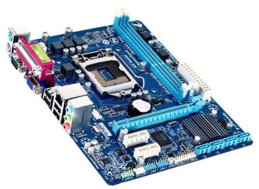 Материнська плата Gigabyte GA-H61M-DS2 (rev. 3.0) / Socket LGA1155