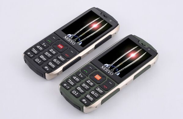 Мобільний телефон SERVO H8 / 4 sim-card / 2.8' (240x320) / dual camera / memory card