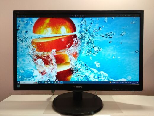 Монітор Philips 223S5L / 21.5" (1920x1080) TN / VGA, DVI / VESA 100x100