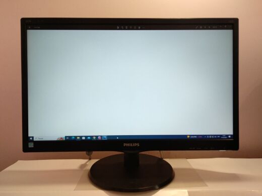 Монітор Philips 223S5L / 21.5" (1920x1080) TN / VGA, DVI / VESA 100x100