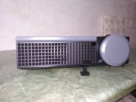 Проектор Dell 1510X / 3500 лм (ANSI) / 2200:1 / 1024x768 / 3:4