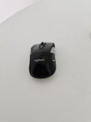 Бездротова миша Logitech M525 Black / оптична / 3 клавіши / чорна