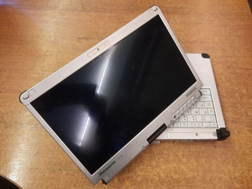 Защищенный ноутбук-трансформер Б-класс Panasonic CF-C2 / 12.5" (1366&times;768) IPS Touch / Intel Core i5-3427U (2 (4) ядра по 1.8 - 2.8 GHz) / 4 GB DDR3 / 120 GB SSD / Intel HD Graphics 4000 / 4G Modem / HDMI