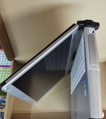 Защищенный ноутбук-трансформер Б-класс Panasonic CF-C2 / 12.5" (1366&times;768) IPS Touch / Intel Core i5-3427U (2 (4) ядра по 1.8 - 2.8 GHz) / 4 GB DDR3 / 120 GB SSD / Intel HD Graphics 4000 / 4G Modem / HDMI