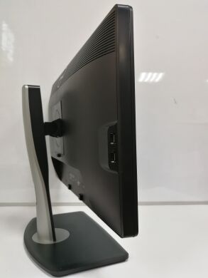 Монитор Dell 2412 / 24" / 1920х1080 (16:9) WLED IPS / DVI, VGA, DP, USB Hub Монитор Dell 2412 / 24" / 1920х1080 (16:9) WLED IPS / DVI, VGA, DP, USB Hub