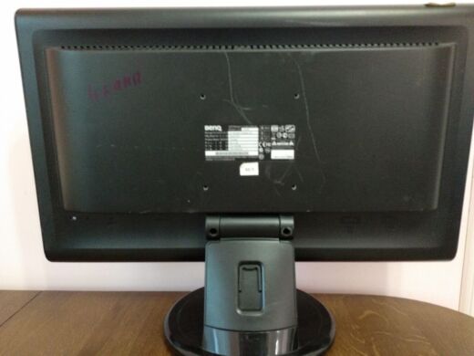 Монитор Б-класс BenQ T2210HD / 21.5" (1920x1080) TN / DVI, VGA / Встроенные колонки (2x 1W) Монитор Б-класс BenQ T2210HD / 21.5" (1920x1080) TN / DVI, VGA / Встроенные колонки (2x 1W)
