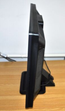 Монитор Б-класс HP L2208w / 22" (1680x1050) TN / VGA Монитор Б-класс HP L2208w / 22" (1680x1050) TN / VGA