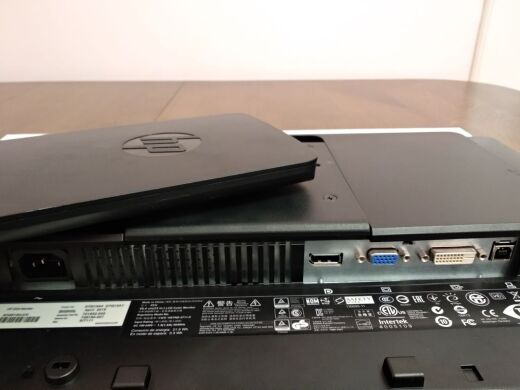 Монитор Б-класс HP Z23i / 23" (1920x1080) IPS / DVI, DisplayPort, VGA, USB Монитор Б-класс HP Z23i / 23" (1920x1080) IPS / DVI, DisplayPort, VGA, USB