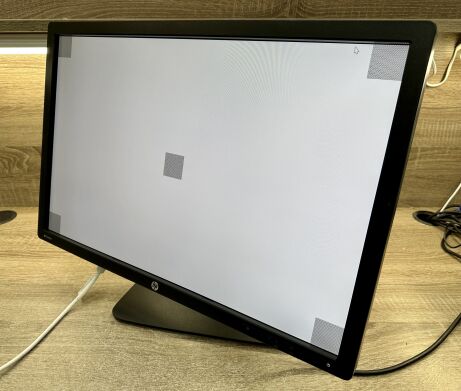 Монитор HP Z24I / 24" (1920x1200) IPS / DVI, USB, VGA, DisplayPort Монитор HP Z24I / 24" (1920x1200) IPS / DVI, USB, VGA, DisplayPort