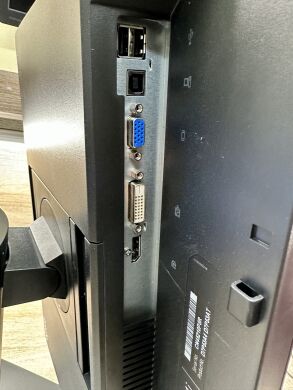 Монитор HP Z24I / 24" (1920x1200) IPS / DVI, USB, VGA, DisplayPort Монитор HP Z24I / 24" (1920x1200) IPS / DVI, USB, VGA, DisplayPort