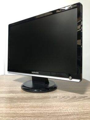 Монітор Samsung SyncMaster 226BW / 22" (1680x1050) TN LED / 1x DVI-D, 1x VGA