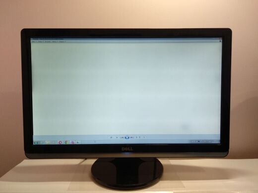 Монитор Б-класс Dell ST2220 / 21.5" (1920x1080) TN / VGA, DVI, HDMI