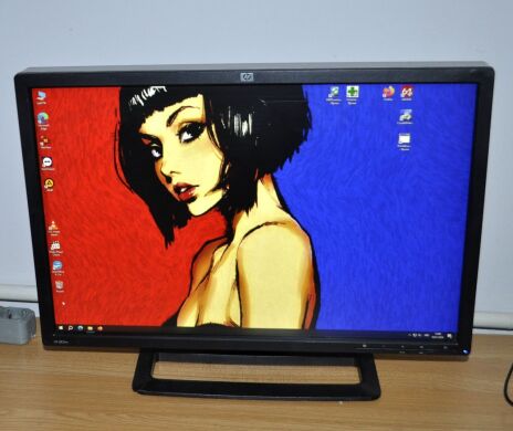 Монитор HP ZR24w / 24" (1920x1080) TN / USB, VGA, DVI, DisplayPort + Кабели подключения