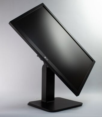 Монітор LG 24MB65PM-B / 24" (1920x1200) AH-IPS / VGA, DVI / VESA 100x100 