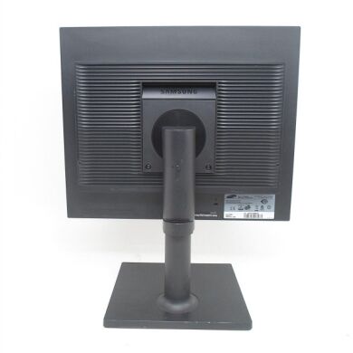 Монитор Samsung S19C450 / 19" / 1440x900 Монитор Samsung S19C450 / 19" / 1440x900
