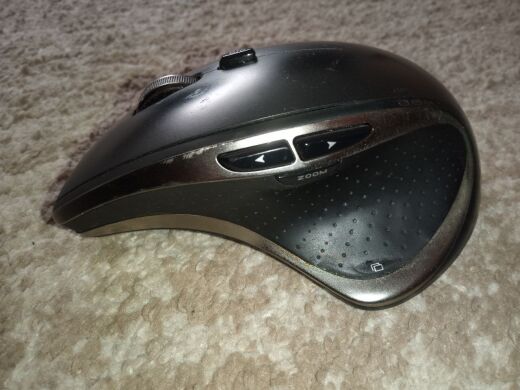 Беспроводная мышь Logitech Performance MX Black / оптическая / 6 клавиш / черная