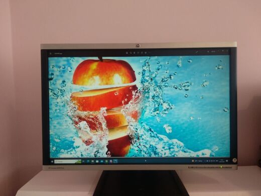 Монітор HP LA2405wg / 24" (1920x1200) TN / VGA, DVI, DP, USB
