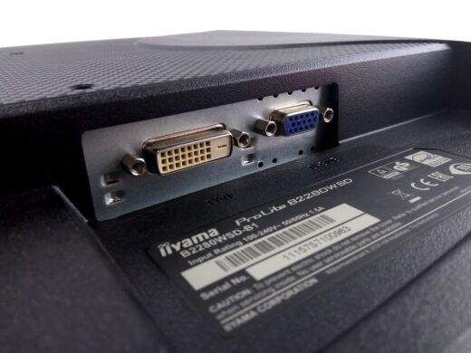 Монитор Iiyama ProLite E2280HS / 22" (1920x1080) TN / VGA, DVI