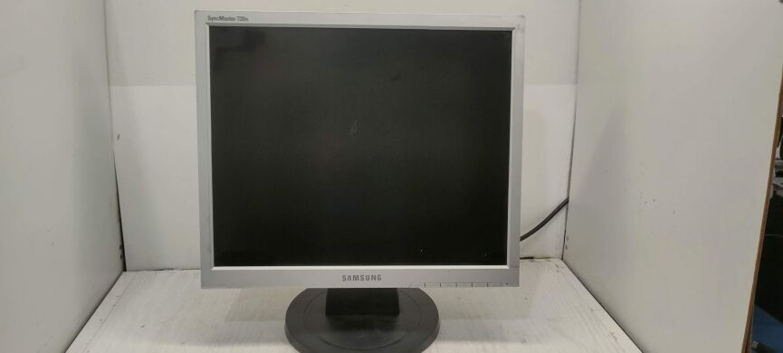 Монитор Б-класс Samsung 740N / 720N / 710N / 17" (1280x1024) TN / VGA / VESA 75x75 Монитор Б-класс Samsung 740N / 720N / 710N / 17" (1280x1024) TN / VGA / VESA 75x75