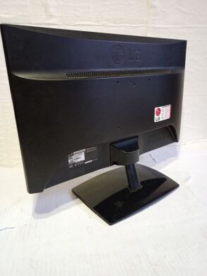 Монітор Б-клас LG IPS225T / 22" (1920x1080) IPS / 1x DVI, 1x VGA