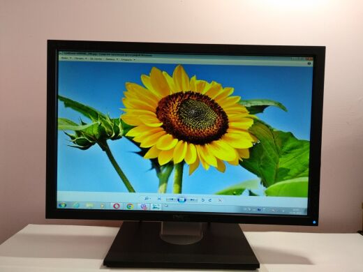 Монитор Dell G2210 / 22" (1680x1050) TN / 1x DVI, 1x VGA Монитор Dell G2210 / 22" (1680x1050) TN / 1x DVI, 1x VGA