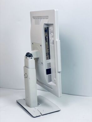 Fujitsu Business Line B20T-6 / 20" (1600х900) TN / DVI, VGA, USB, audio / встроенные колонки Fujitsu Business Line B20T-6 / 20" (1600х900) TN / DVI, VGA, USB, audio / встроенные колонки