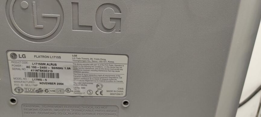 Монитор Б-класс LG Flatron L1715S / L1753S / L1717S / L1719S / L1730S / 17" (1280x1024) TN / VGA Монитор Б-класс LG Flatron L1715S / L1753S / L1717S / L1719S / L1730S / 17" (1280x1024) TN / VGA