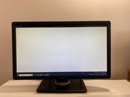 Монитор Б-класс Dell Professional P2212Hb / 21.5" (1920x1080) TN / DVI, VGA, USB / VESA 100x100 Монитор Б-класс Dell Professional P2212Hb / 21.5" (1920x1080) TN / DVI, VGA, USB / VESA 100x100