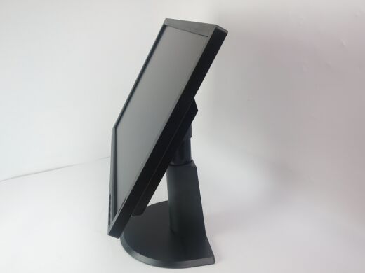 Lenovo ThinkVision T2254pC / 22" (1680x1050) TN LED / VGA, HDMI, DP