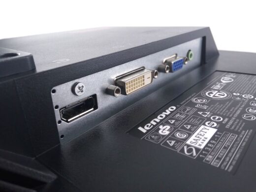 Монитор Lenovo ThinkVision LT2252p / 22" (1680x1050) TN / DVI, VGA, DisplayPort