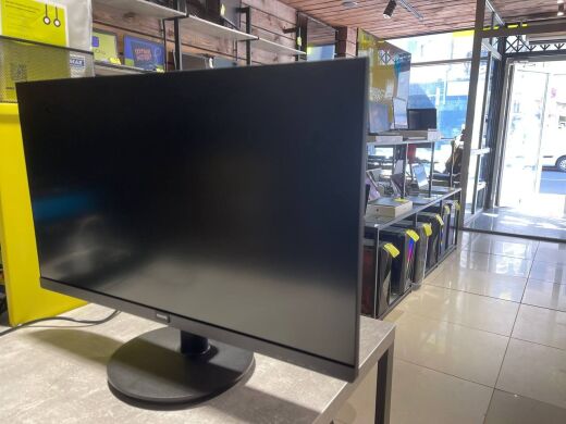 Монитор Philips 275V8LA\00 / 27" (2560x1440) VA / HDMI, DisplayPort / VESA 100x100 Монитор Philips 275V8LA\00 / 27" (2560x1440) VA / HDMI, DisplayPort / VESA 100x100
