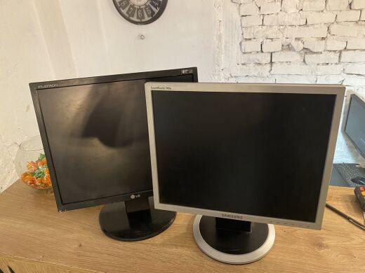 Монітор Samsung, Prestigio, Viewsonic (різні) / 17" (1280x1024) TN+Film / VGA Монітор Samsung, Prestigio, Viewsonic (різні) / 17" (1280x1024) TN+Film / VGA